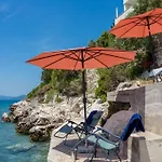 Villa Seaside Natasha *