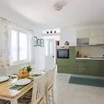 Seaside Natasha וילה סלאנו